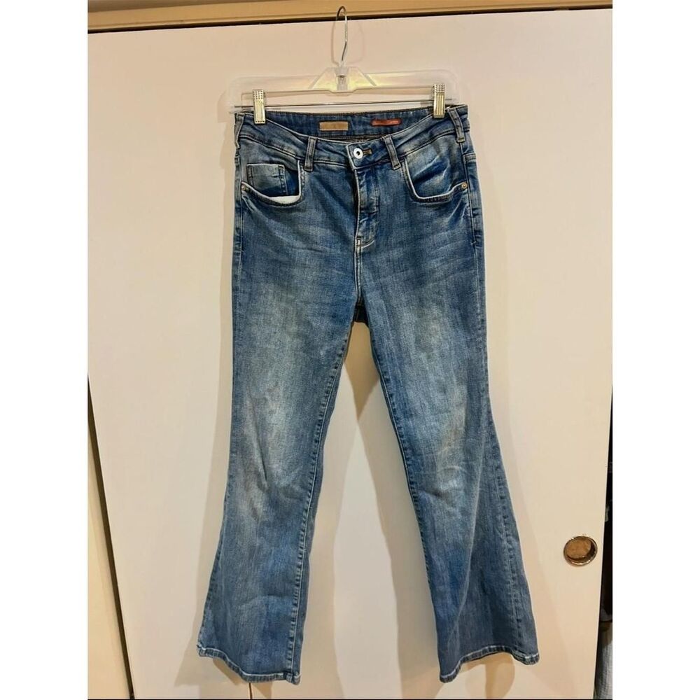 Pilcro Women's Blue Jeans